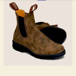 Blundstone Women’s original #1351 High Top Boots- Rustic Brown size 8